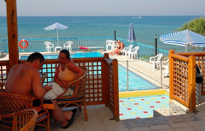 Danaos Beach Apartments Sfáka Exterior foto